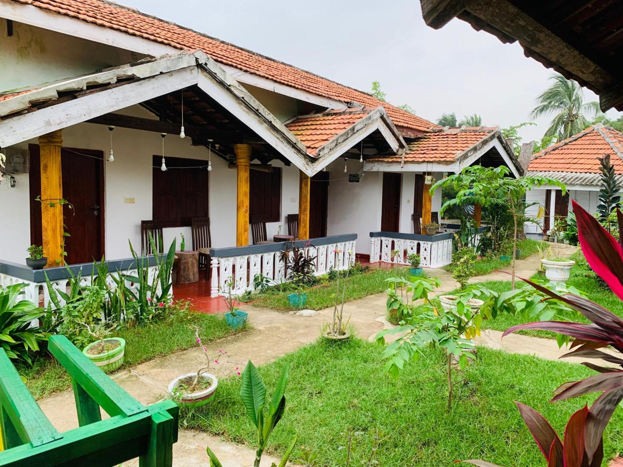 Little Fairy Home B&B Arugam Bay Exterior foto